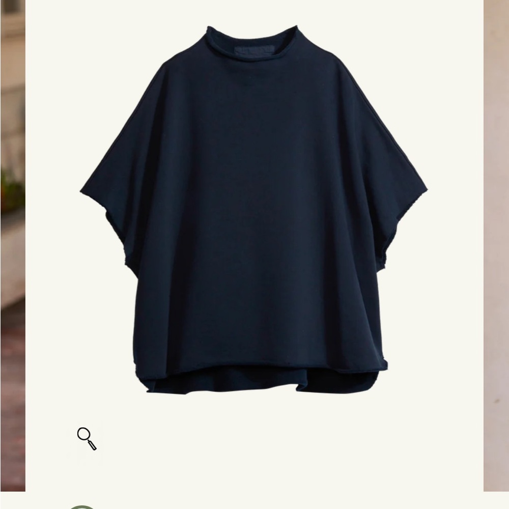 O/S NWOT Frank and Eileen Audrey funnel Neck caplet